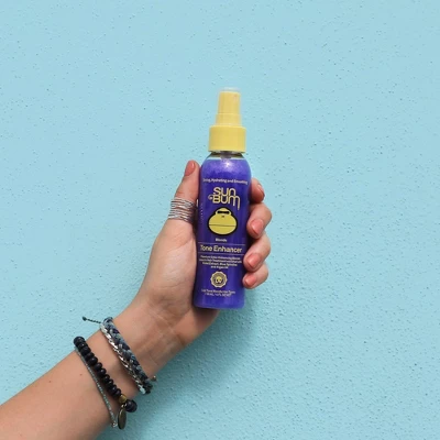 Sun Bum Blonde Tone Enhancer Leave In Spray - 4 Fl Oz 3 Sun Bum Blonde Tone Enhancer Leave In Spray - 4 Fl Oz - Image 3